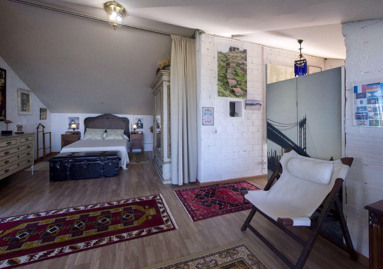 Loft Oia - Es Una Filosofia De Vida Exterior photo